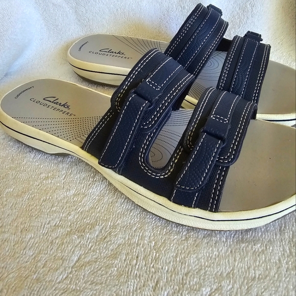 Cloudsteppers by Clarks womens size 8. NWT with box - Picture 3 of 9